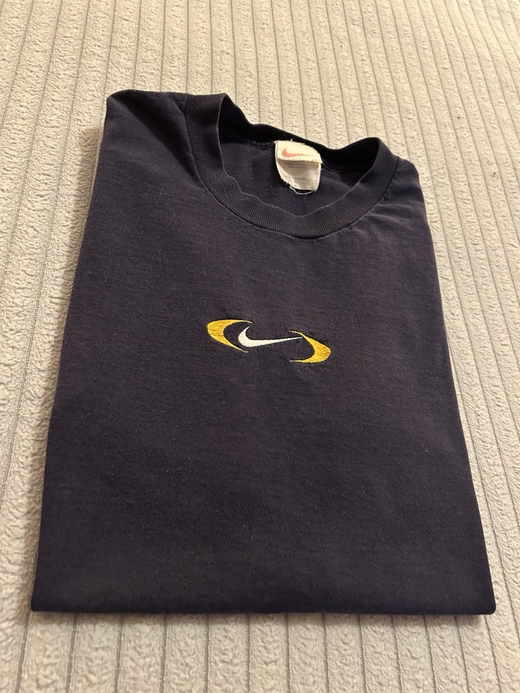 Nike Center Swoosh Oval Logo T-Shirt Men's Short Sleeve, Size L, Y2K Vintage