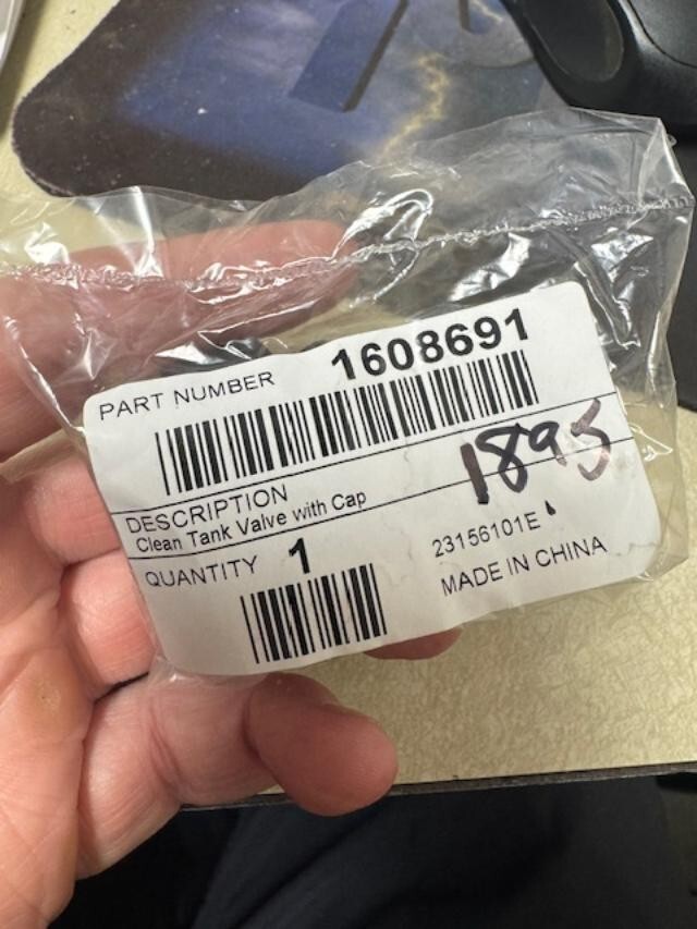 Bissell 2554A 25542 25548 2590 2593 CAP LID TOP for Clean Water Tank OEM 1608691