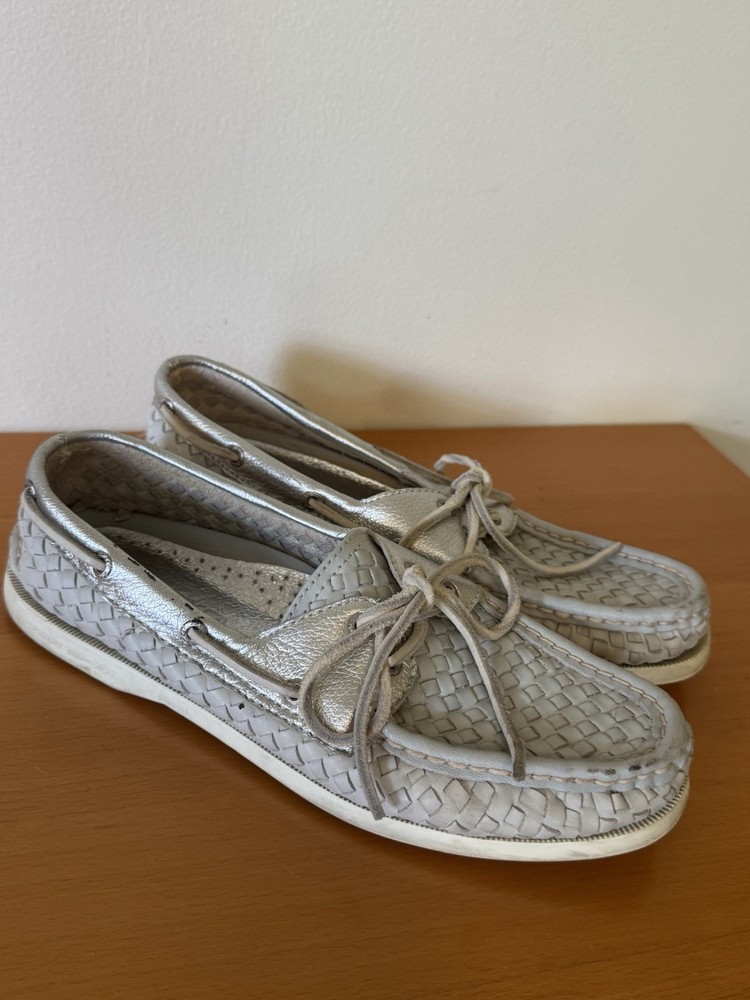 sperry boat shoes women 8.5