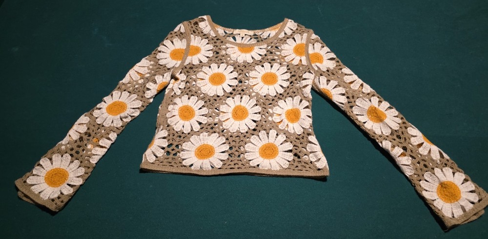 Rebellion Crochet Crop Top Sweater Long Flare Sleeve Womens Size S, Flower, boho