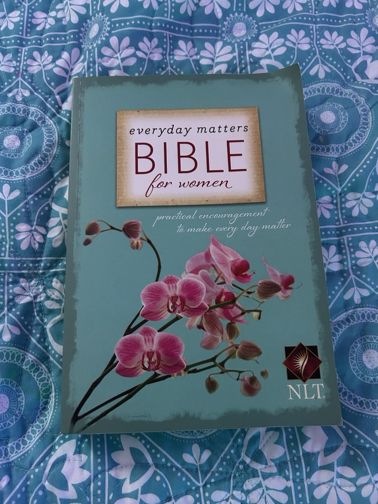 Everyday Matters Bible for Women