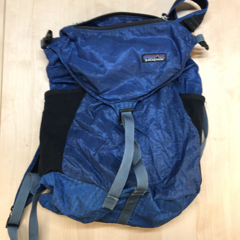 Patagonia Lightweight Travel Pack Blue Packable Ultralight Daypack Backpack