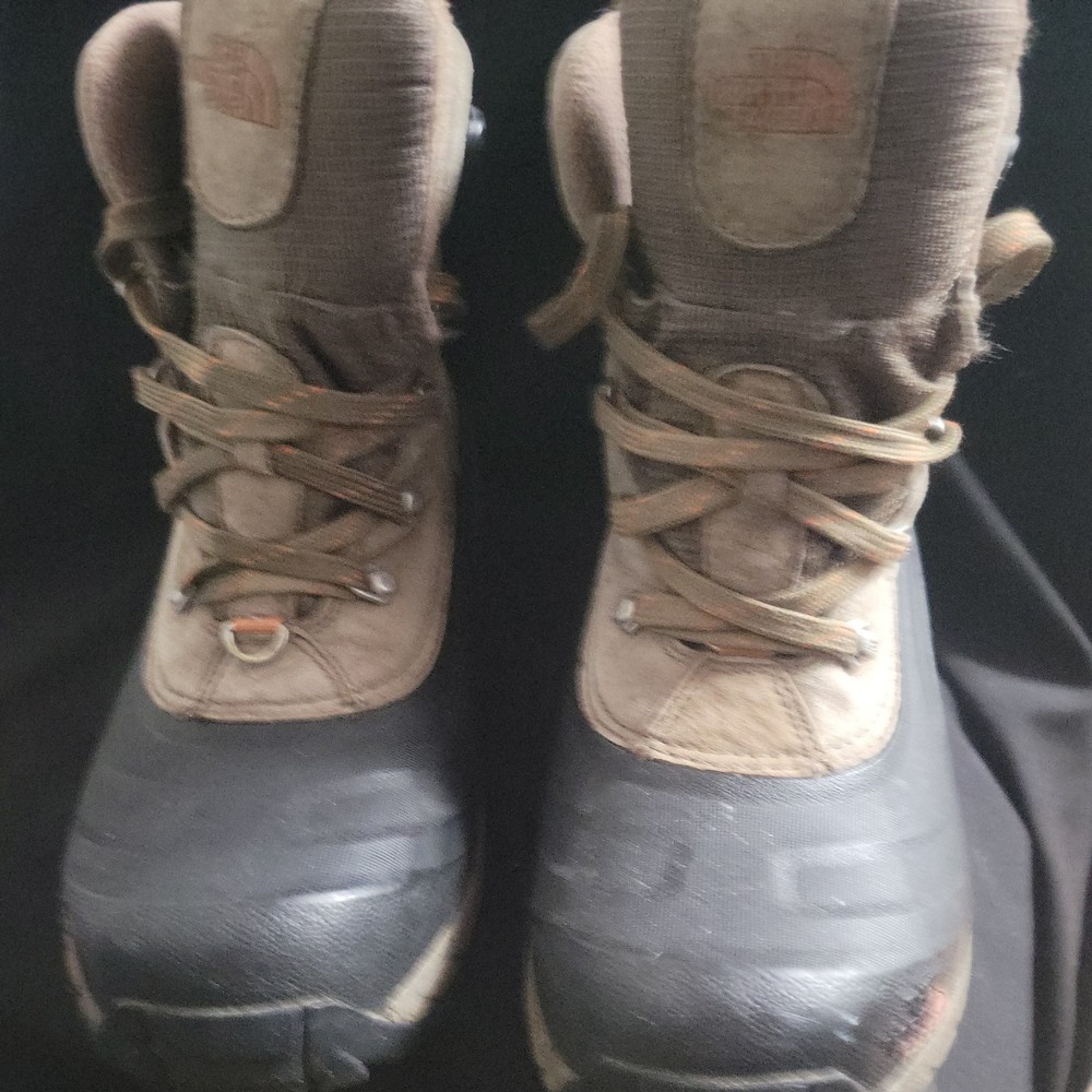 The North Face Men sz 10 200g Heat Seeker Waterproof Insulated Winter Boots