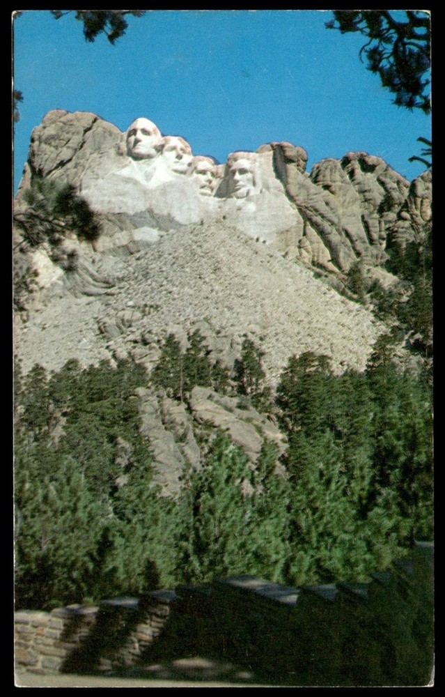 Mount Rushmore Black Hills South Dakota Plastichrome Postcard 1950s/60s