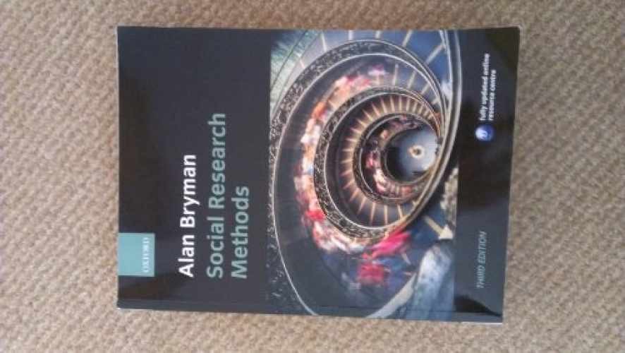 Social Research Methods - Paperback, by Bryman Alan - Acceptable