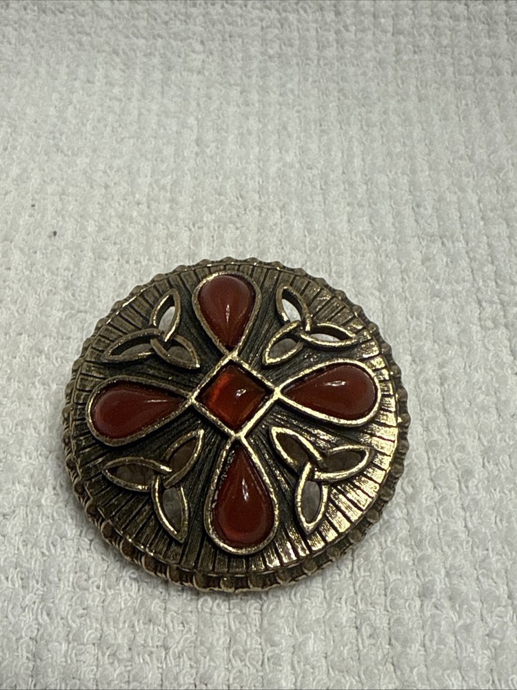 Vintage Signed MIRACLE Celtic Brooch Amber Glass Vintage Gold Tone