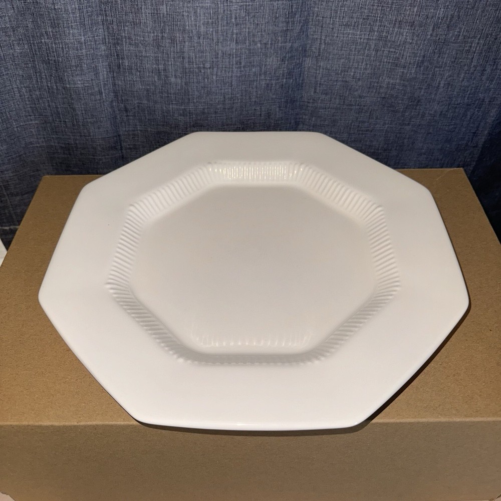 Nikko Classic Collection Octagon Dinner Plates 11” Japan