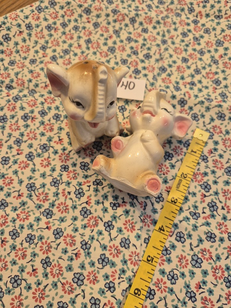 Vintage Elephant Salt And Pepper Shakers *JAPAN
