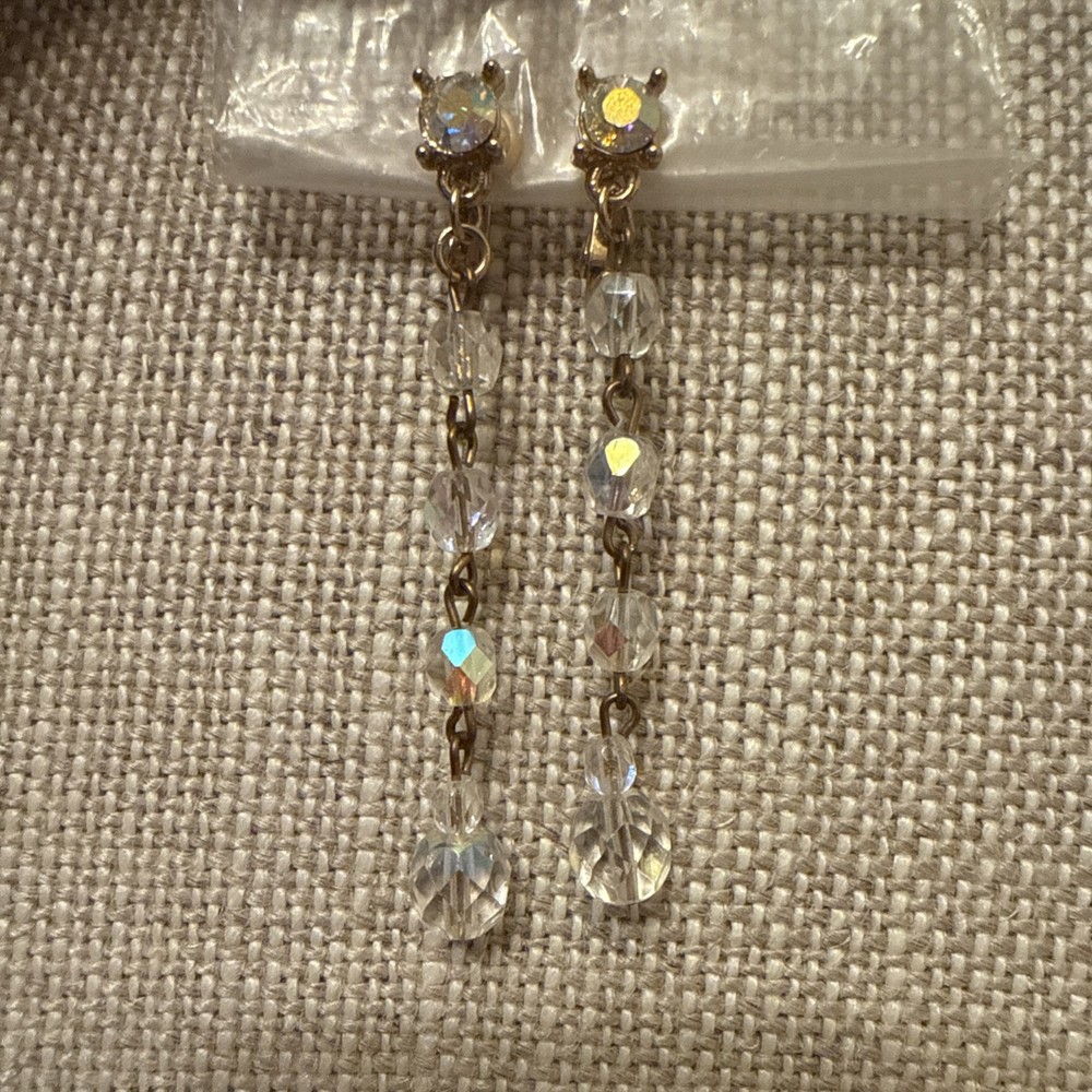 Vtg Austria Aurora Borealis Crystal Gold Tone Clip-On Dangle Rhinestone Earrings