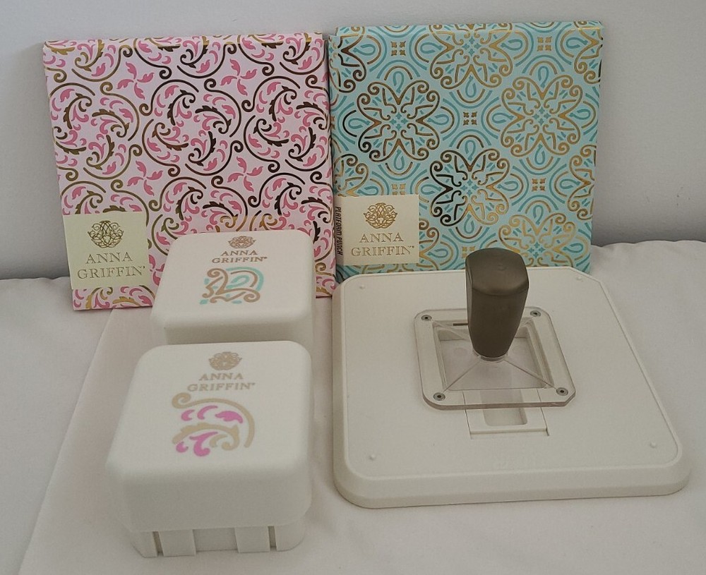Anna Griffin Platform Punch With Stamps