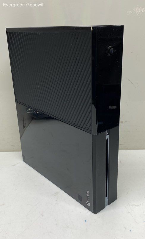 Microsoft Xbox One Console – 500GB – Model 1540 – Black P/R