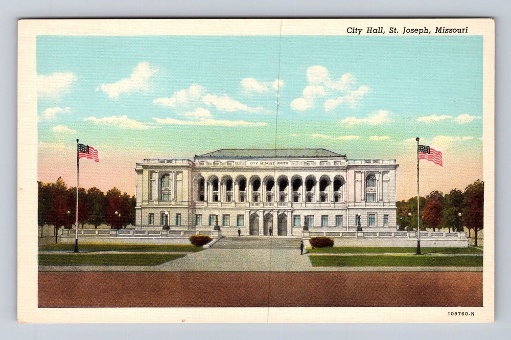 St Joseph MO- Missouri, City Hall, Antique, Vintage Souvenir Postcard