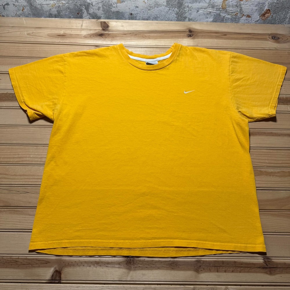 Vintage Y2K Nike Mini Swoosh Embroidered Blank Short Sleeve Crewneck Shirt - XL