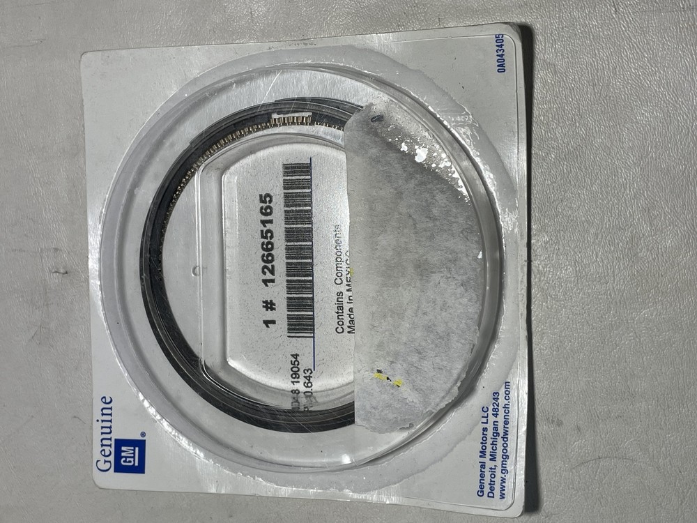 GM OEM-Engine Piston Ring 12665165