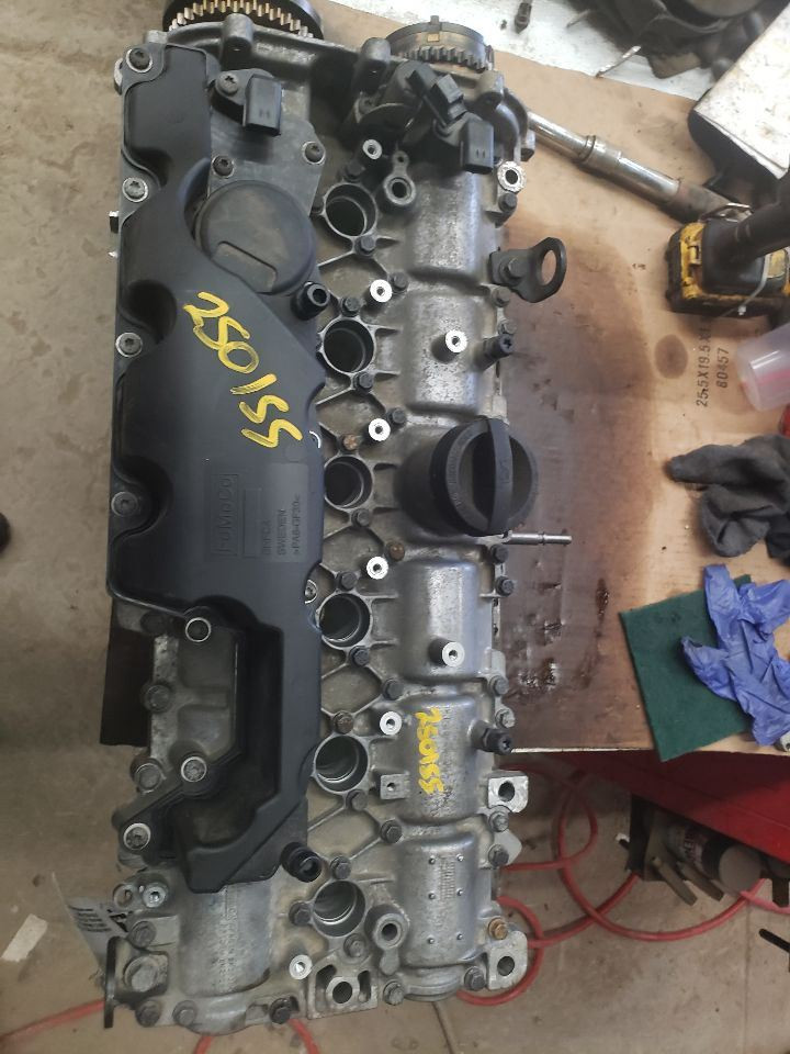 XC70 Cylinder Head B6324S4 Fits 2010-2014 Volvo 70 Series 1153643