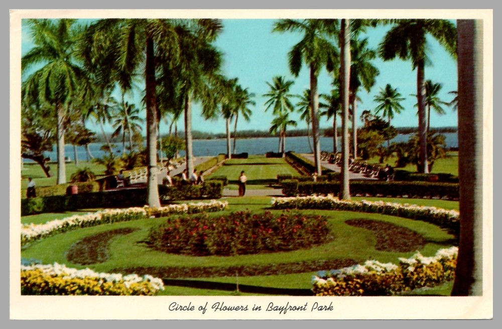 Circle of Flowers Bayfront Park Miami Florida Landscape Chrome c1940 Postcard