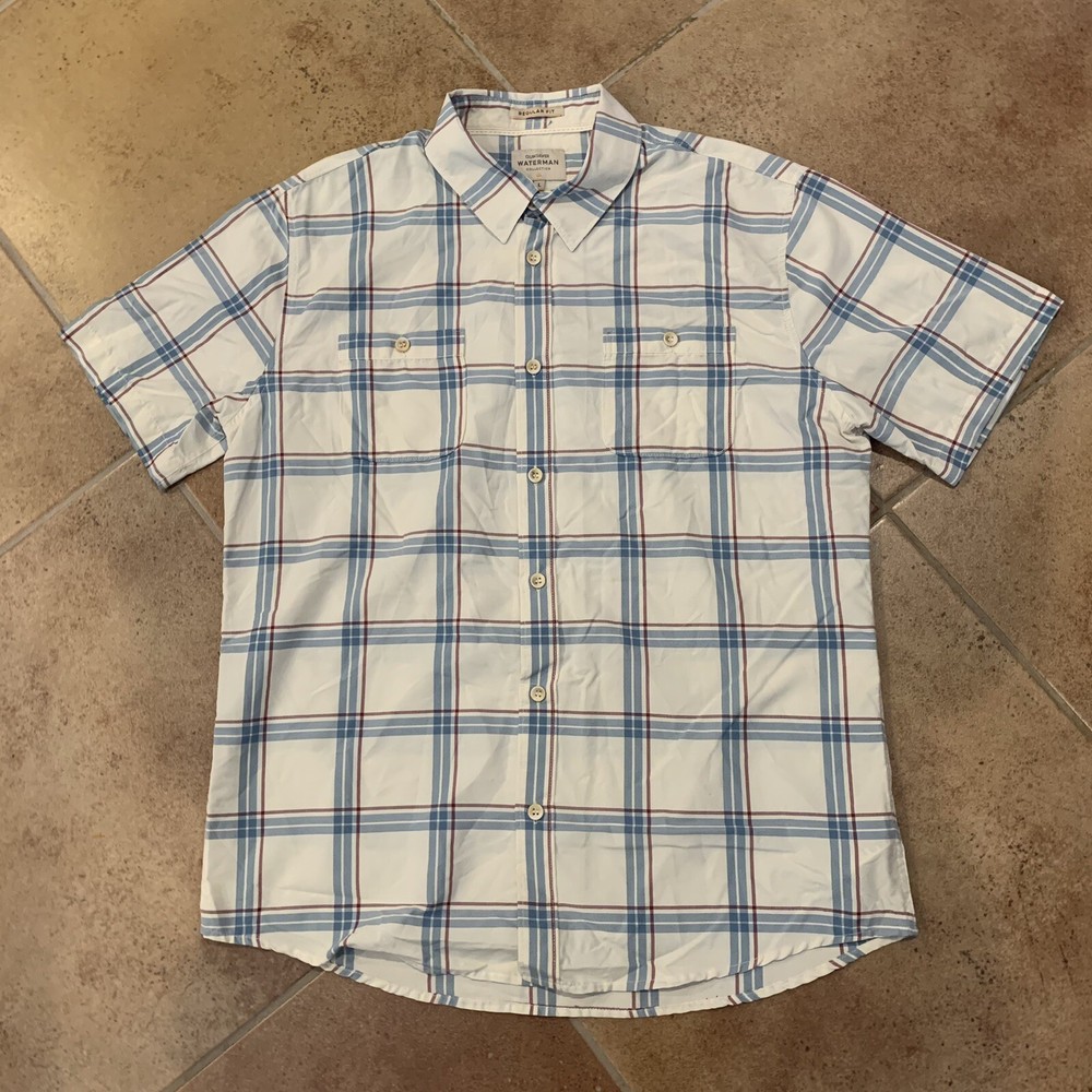 QuikSilver Waterman Men Button Up Shirt Size Large Hawaiian Short Sleeve
