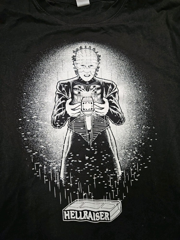 Hellraiser Tshirt Pinhead Shirt Men's Size Large Horror Movie Tee