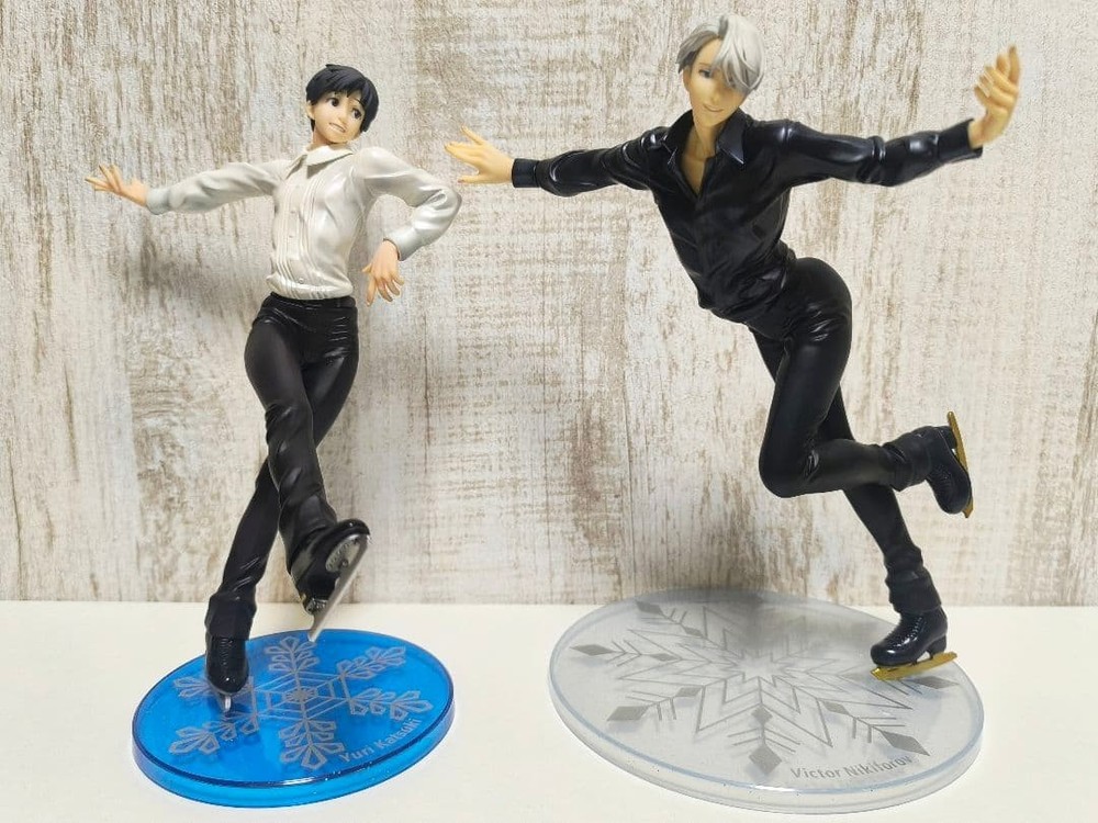 MegaHouse G.E.M Yuri on Ice Figure Set Yuri Katsuki Victor 2pcs Japan