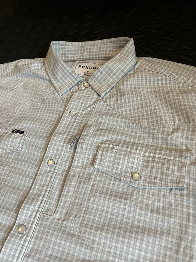 Poncho Pearl Snap Men’s Short Sleeve Shirt Regular Fit Light Blue Gray Size XL