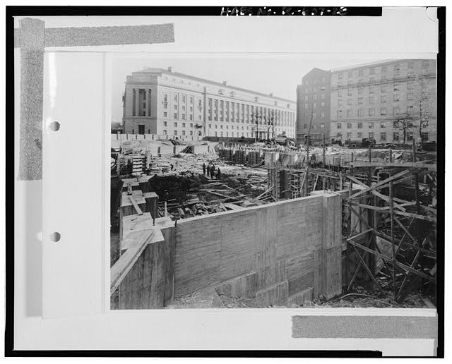 Internal Revenue Service Headquarters,1111 Constitution Ave,Washington,DC,16