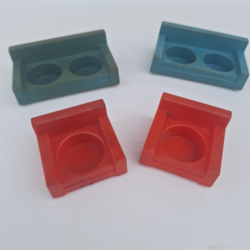 Vtg. 1970's Samsonite Plastic Dollhouse ~RARE~ furniture Chairs & Couches 4 PC.