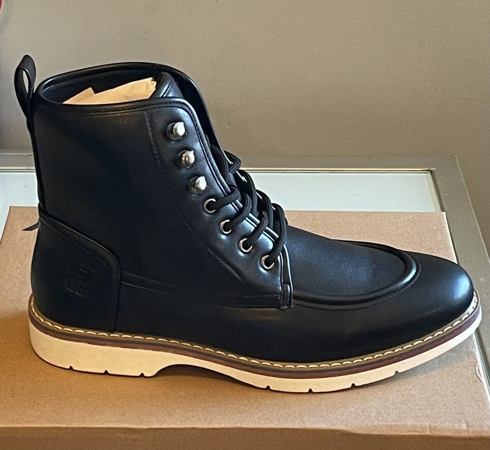 Men's Xray Footwear Kevin Boots Size 10 NWT with Box Retail $80