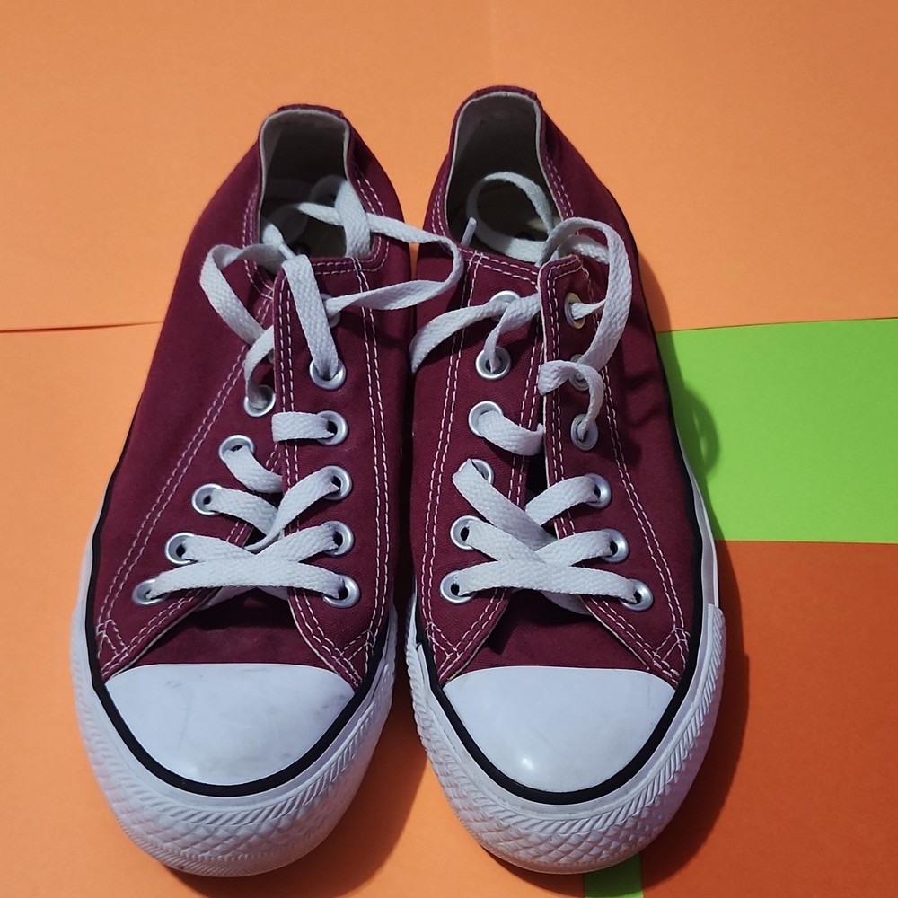 Converse All Star Lace Up Canvas Sneakers Maroon/White Men's US 5 Casual
