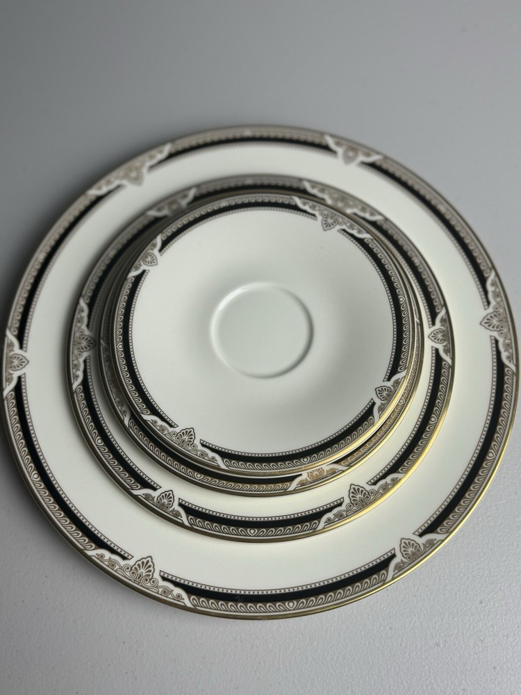 Royal Doulton ANDOVER Pattern bone china 4 piece place setting