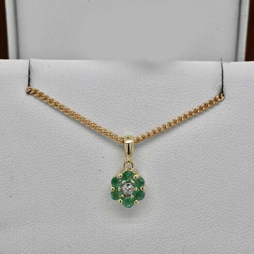 2Ct Round Simulated Emerald Flower Pendant in 14K Gold Plated