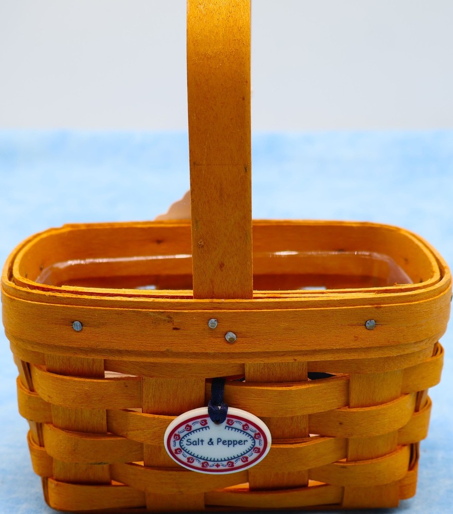 Longaberger 2001 Salt & Pepper Basket w Protector 44555 Tie-On