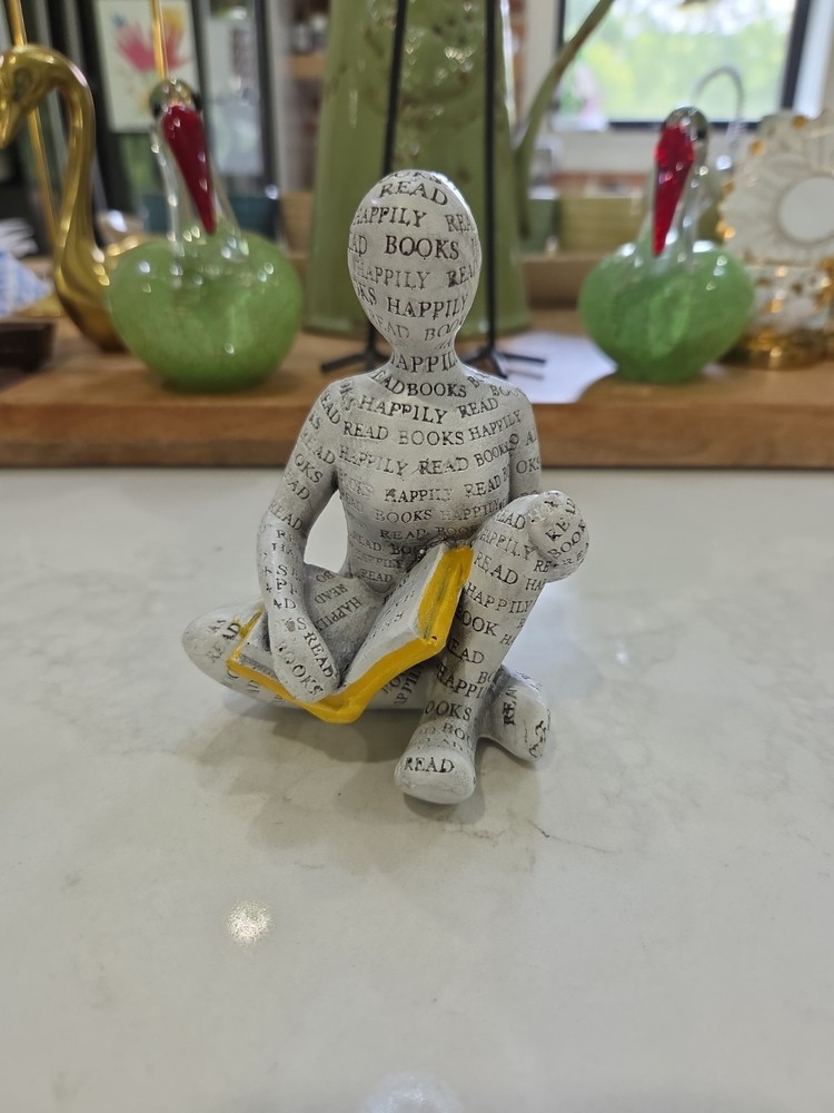 Reading Woman Thinker Statue Resin Figurine Modern Bookshelf Decor 4.5
