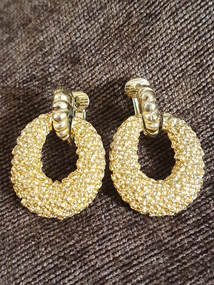 Vintage 80's Gold Tone Door Knocker Pierced Earrings