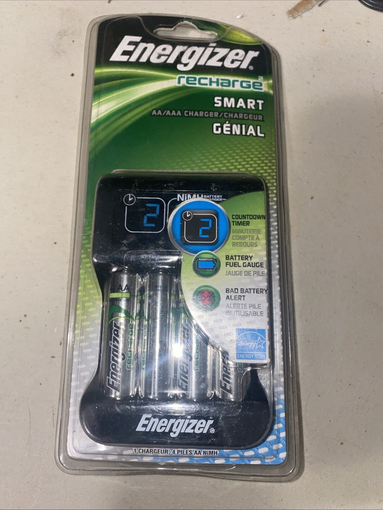Energizer Smart Rechargeable Charger for AA/AAA Batteries