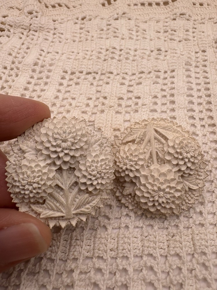 Vintage Cream Celluloid Chrysanthemum Bouquet Clip On Earrings
