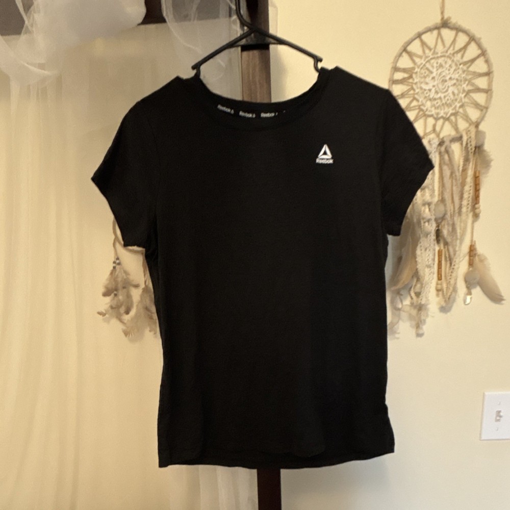 Reebok Women's Black Lightweight Athletic T-Shirt Crew Neck Short Sleeve M