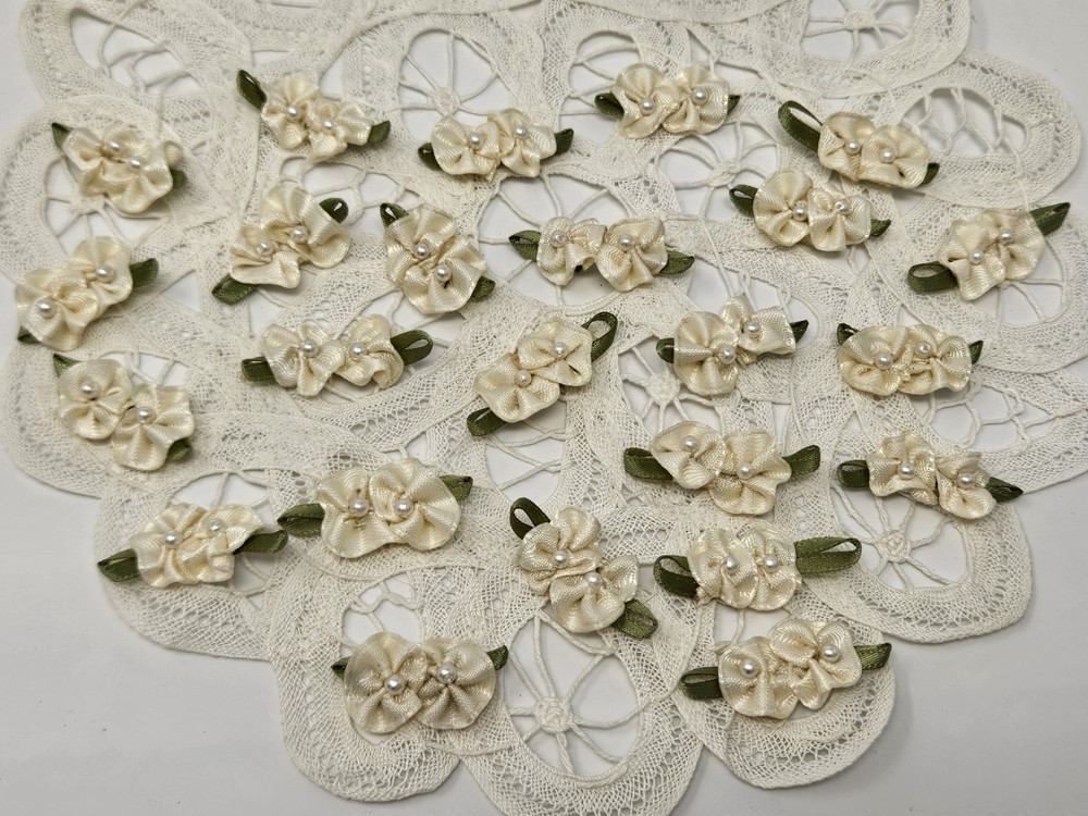 24 VTG Ivory Satin Ribbon Double Flowers Pearl Bead Center Craft Trims Appliques