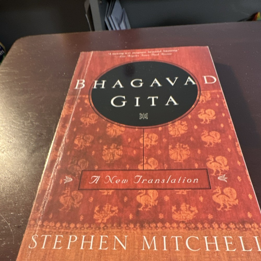 Stephen Mitchell Bhagavad Gita: A New Translation Paperback 2000 Three Rivers
