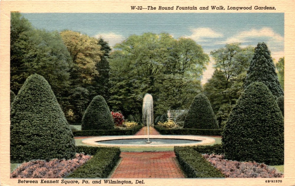 Round Fountain, Longwood Gardens, Kennett Square, Wilmington, Del., Postcard