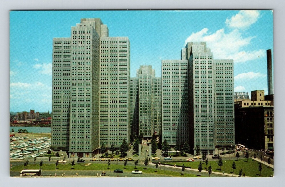 Pittsburgh PA-Pennsylvania Gateway Center Outside Scenic View Vintage Postcard
