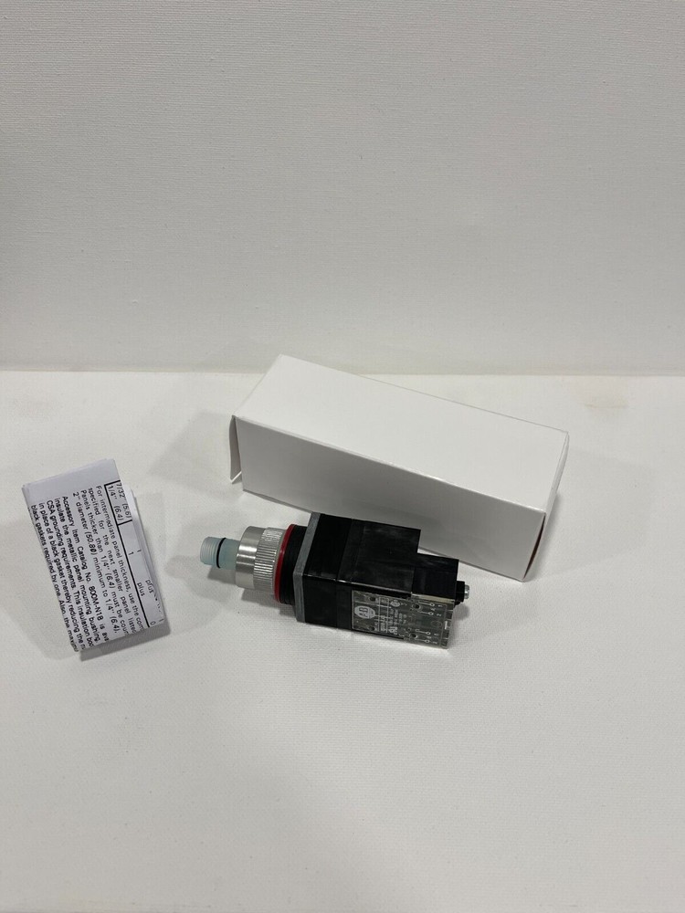 New Allen Bradley 800MR-FXA4 2 Position Push/Pull W/O Cap Ser C