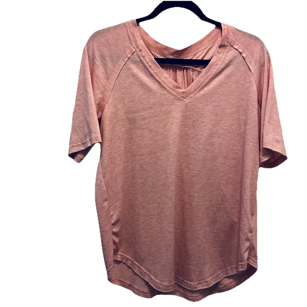 NWOT Heather Pink Women’s Medium V Neck T Shirt. Exposed Seams, Raglan Sleeves