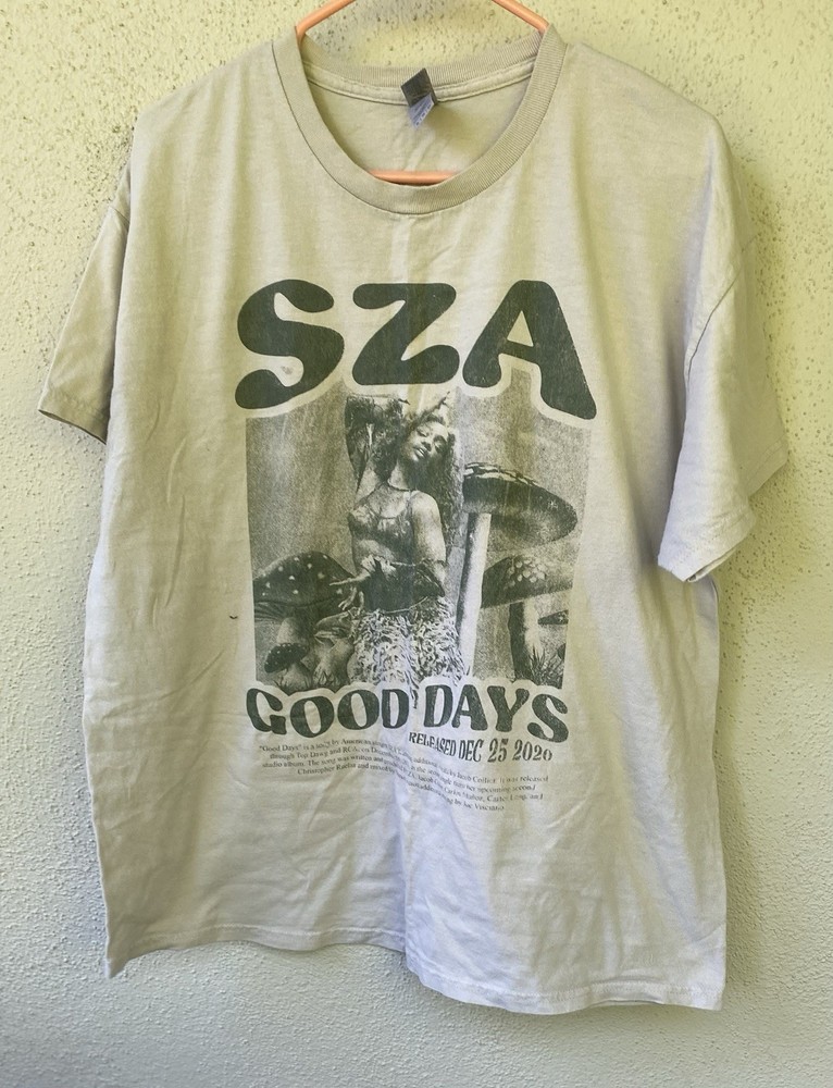 Gildan Men's Beige SZA Good Days Graphic Heavy Cotton Crew Neck T-Shirt XL