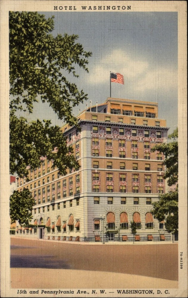 Hotel Washington Pennsylvania Avenue Washington DC flag ~ 1940s linen postcard