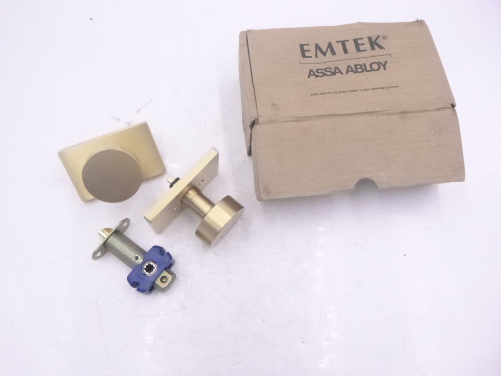 Emtek Assa Abloy Square Rosette Dummy Knob in Gold 5050ROUUS4