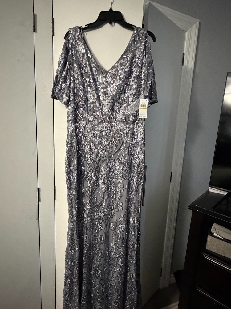 Alex Evenings Women's Long V Neck Fit and Flare Lace Dress Prom Wedding Size 14