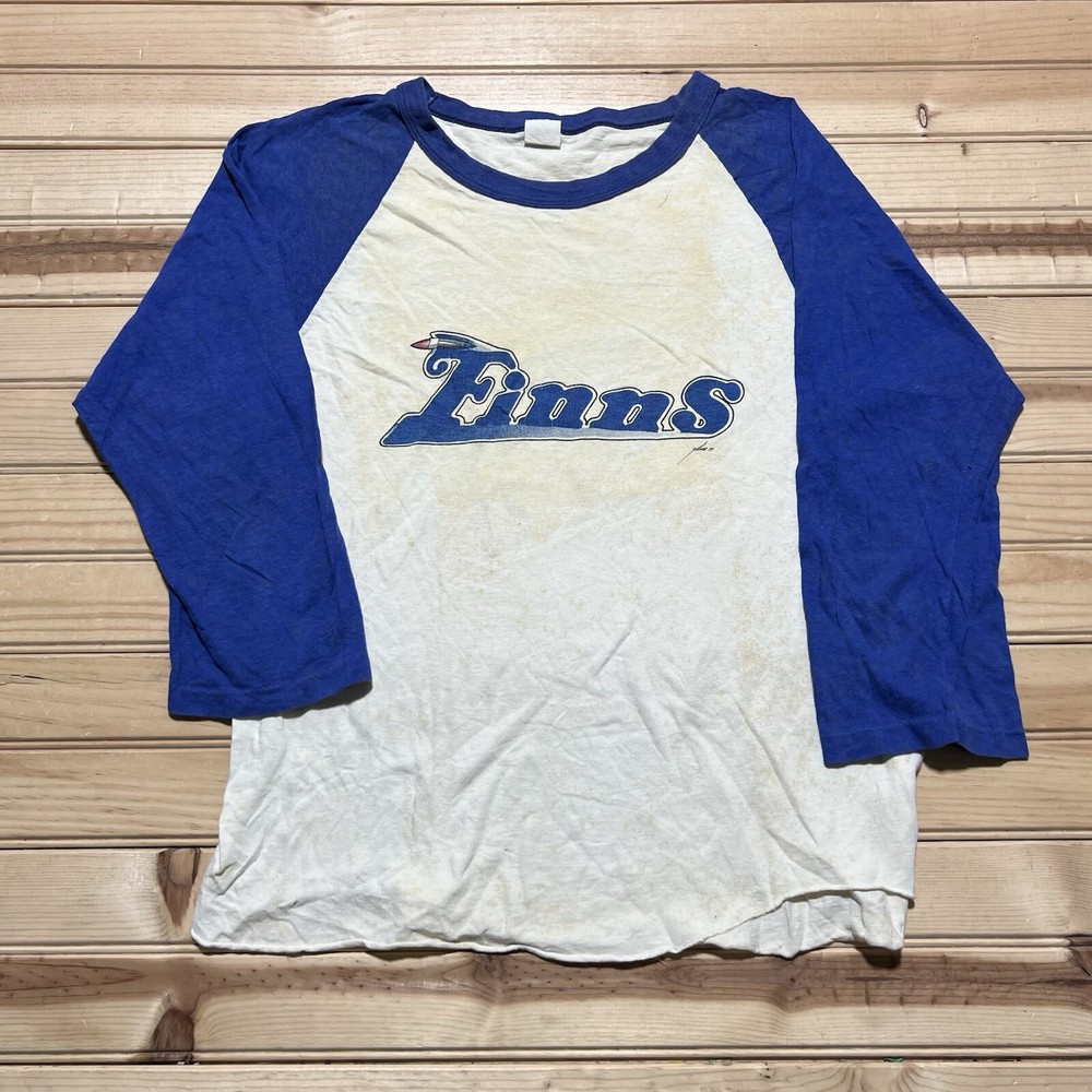 True Vintage 70s “ Finns ” Tail Light Spell Out Graphic Raglan Shirt Size Large