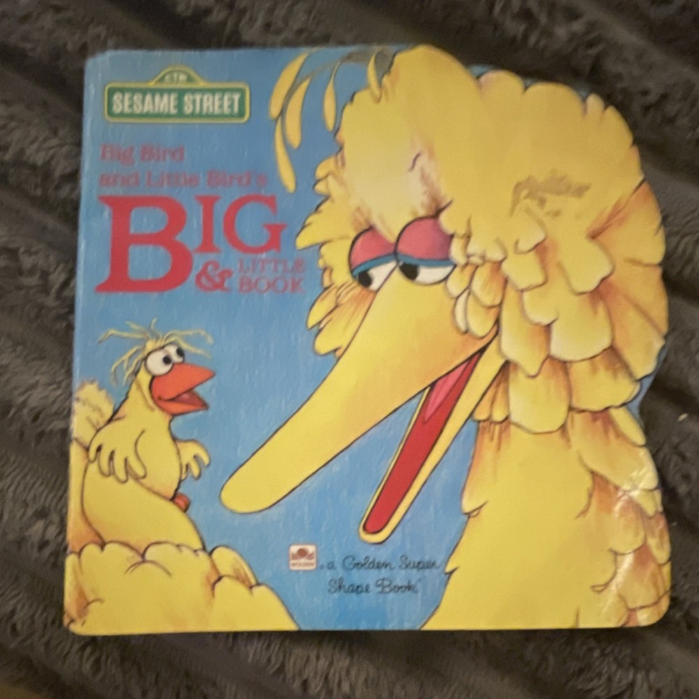 Sesame Street Big Bird and Little Bird's Big & Little Book, Golden Press, Shape…