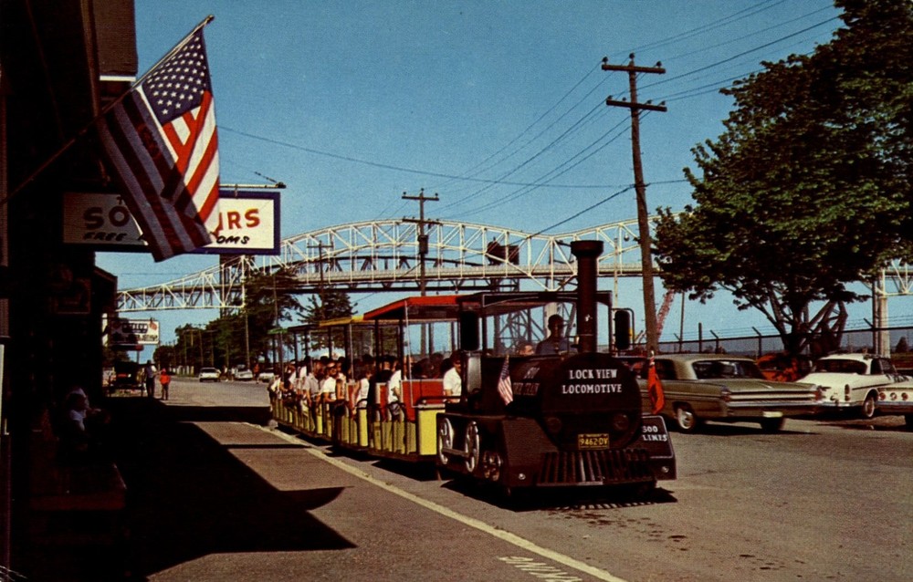 Soo Tour Train ~ Sault Ste Marie Michigan MI ~ 1960s cars ~ bridge