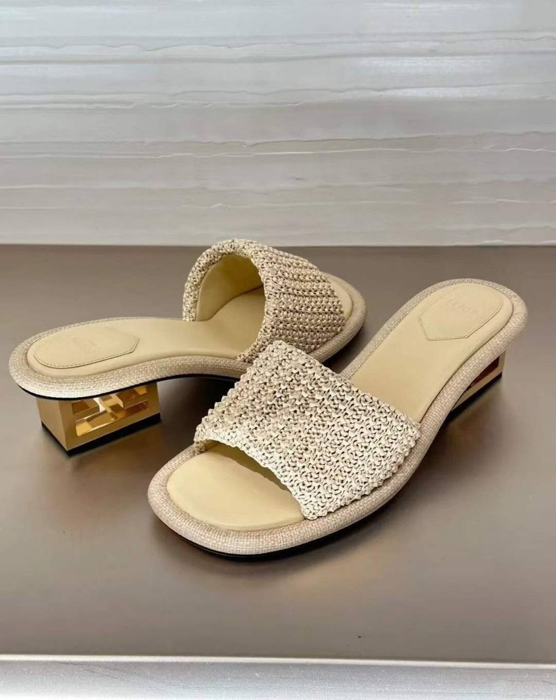 FENDI Beige Raffia Baguette 60 Sandals Neutral Summer Style